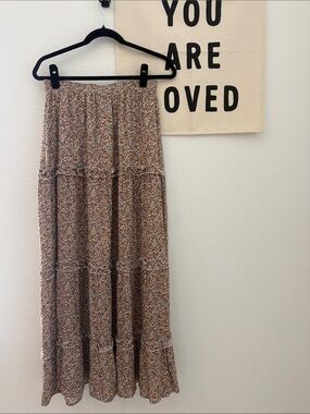 Carly Jean Los Angeles Brown Floral Tiered Maxi Skirt